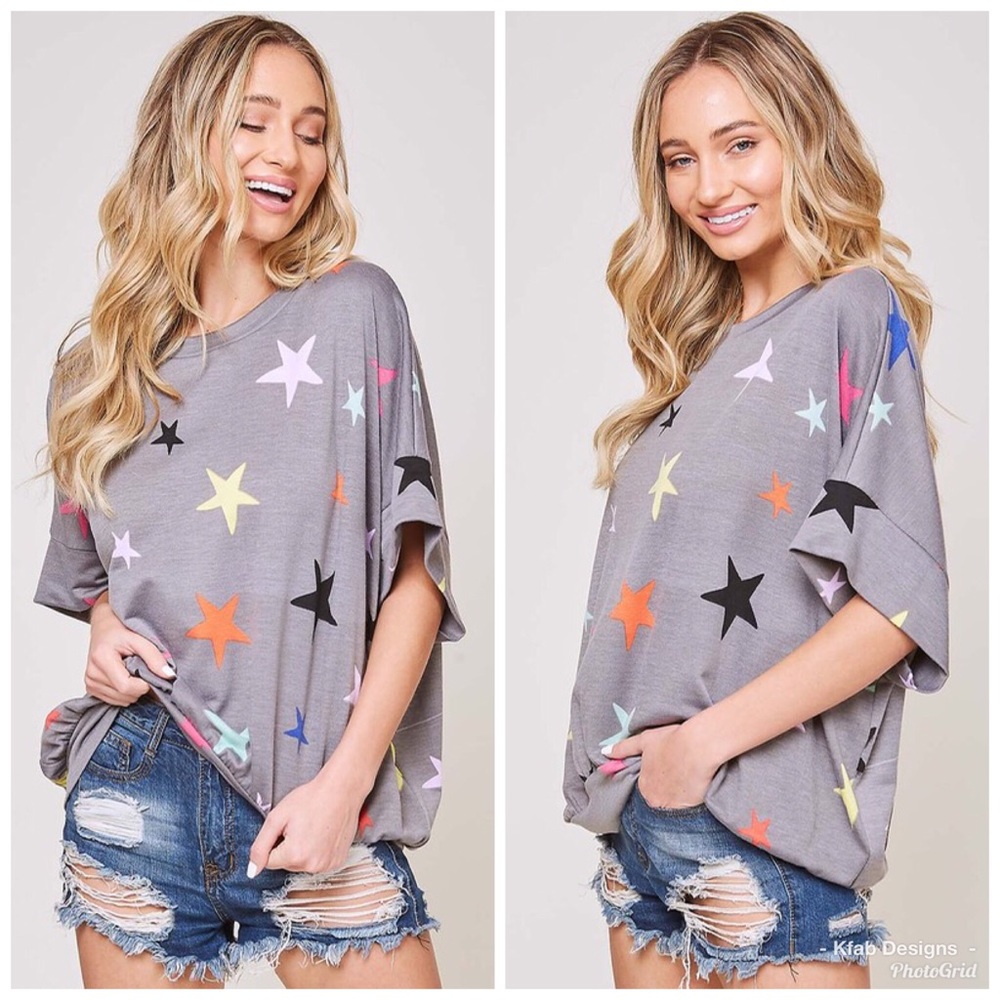 🛍LAST 1! Relaxed Fit Banded Star ⭐️ Top! - Picture 3 of 5